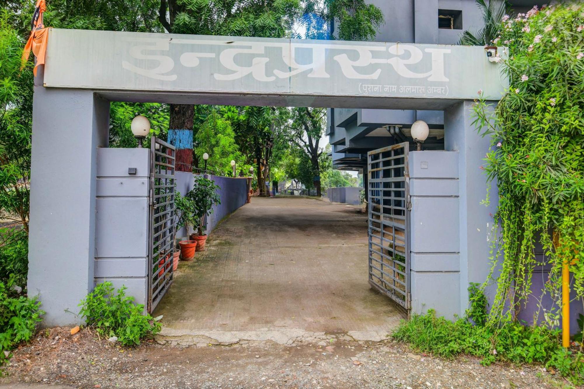 Super Hotel O Indraprasth Indore Eksteriør billede