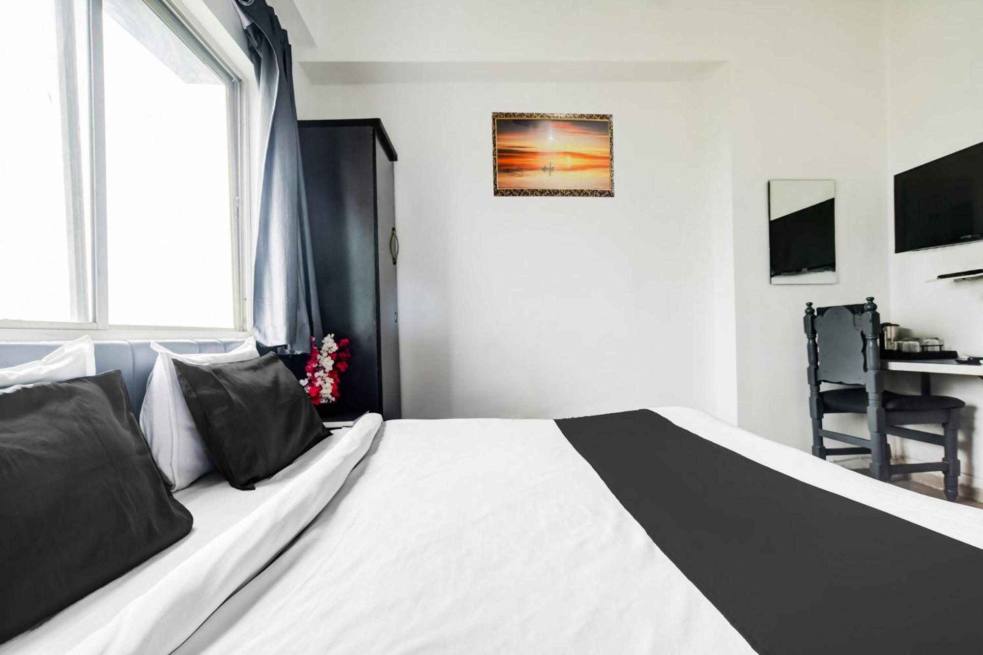 Super Hotel O Indraprasth Indore Eksteriør billede